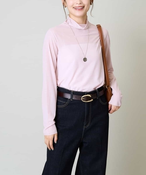 a.v.v（アーヴェヴェ）の「シアーハイネックカットソー（Tシャツ/カットソー・レディース・ブラック/アイボリー/ライトピンク/モカ・38/40/42/36）」の4枚目の写真
