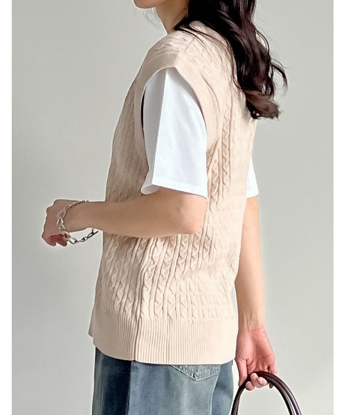 Vネックケーブルニットベスト(ベスト)|Re:EDIT(リエディ)の Vネックケーブルニットベスト(ベスト)|Re:EDIT(リエディ)の