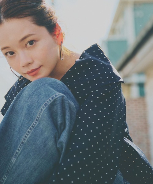 GLOBAL WORK(グローバルワーク)の「高山直子さんコラボ/BIGカラーブラウス/EiiS/133546(シャツ/ブラウス・レディース・ブラック系9/ドット・SMALL/X-SMALL)」の18枚目の写真