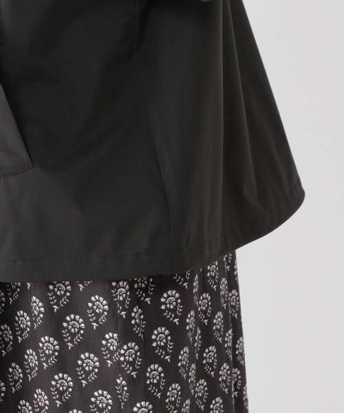 studio CLIP（スタディオクリップ）の「【撥水/防風】ポケッタブル機能マウンテンパーカー（マウンテンパーカー・レディース・ナチュラル/ブラック/モカ・FREE）」の6枚目の写真