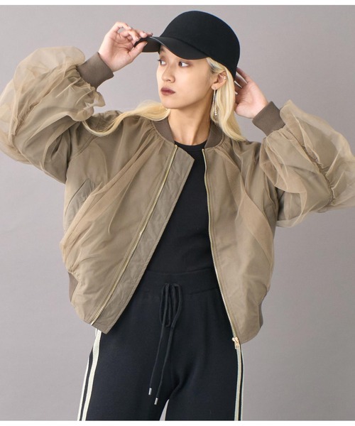 Settimissimo（セッティミッシモ）の「チュールギャザーボリュームスリーブブルゾン（ブルゾン・レディース・グレイッシュベージュ/カーキ・FREE）」の12枚目の写真