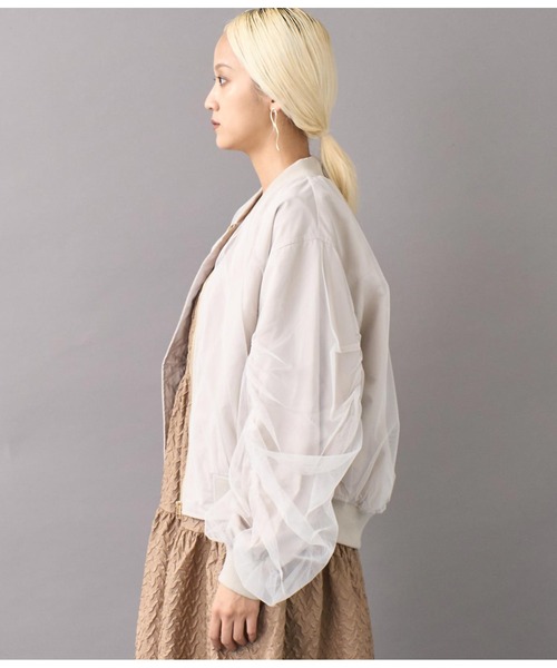 Settimissimo（セッティミッシモ）の「チュールギャザーボリュームスリーブブルゾン（ブルゾン・レディース・グレイッシュベージュ/カーキ・FREE）」の19枚目の写真