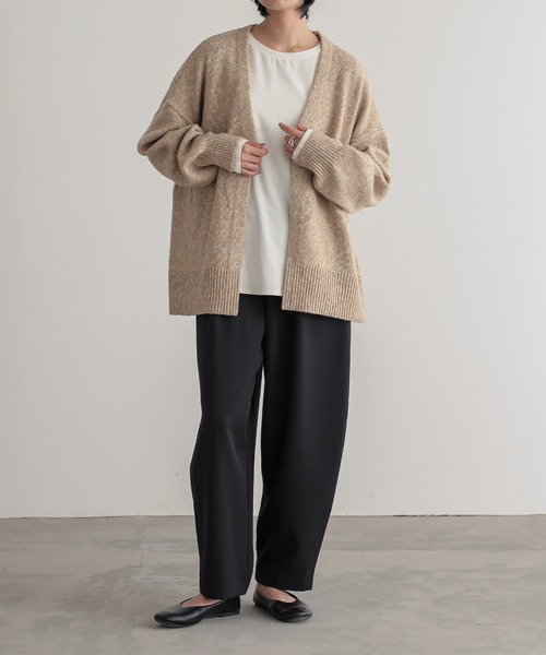 for/c(フォーシー)の「リリーヤーンゆるVカーデ【サスティナブル】(カーディガン/ボレロ・レディース・ベージュ/チャコールグレー/グレー・M/L)」の8枚目の写真