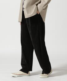 YENN(イエン) MOLE TWILL CURVED PANT