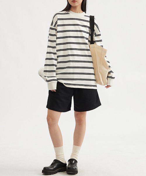 SUWDEE(スーディー)の「double stripe mock neck pullover(Tシャツ/カットソー・レディース・ブラック/ホワイト・S/M/L)」の2枚目の写真