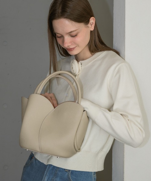 idem（イデム）の「tulip many ways bag／チューリップデザインバッグ（ショルダーバッグ・レディース・ブルー/ベージュ/ブラウン・FREE）」の12枚目の写真