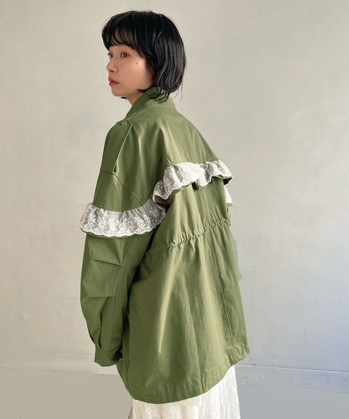 Jewelobe（ジュエローブ）の「レースフリルルーズモッズブルゾン（ブルゾン・レディース・カーキ/ブラック・FREE）」の12枚目の写真