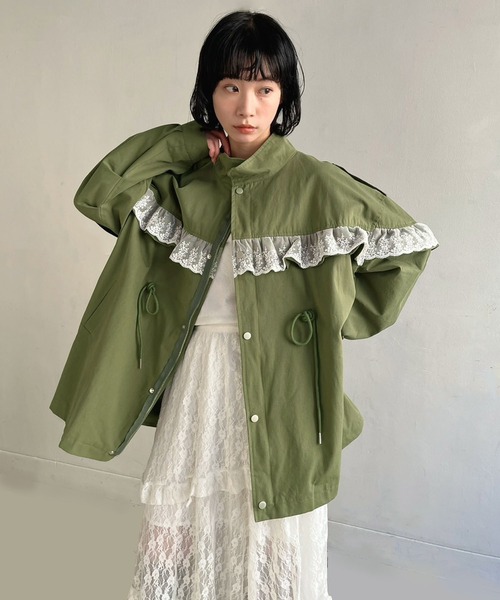 Jewelobe（ジュエローブ）の「レースフリルルーズモッズブルゾン（ブルゾン・レディース・カーキ/ブラック・FREE）」の6枚目の写真