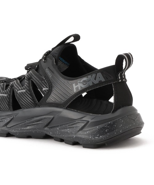 HOKA（ホカ）の「HOKA Hopara（サンダル・レディース・ブラック/ホワイト・23.5cm/25/23/24.5cm/24）」の20枚目の写真
