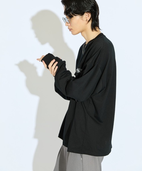 Lui's（ルイス）の「【Neucon/ニューコン】ロゴ刺繡フラップポケットリングデザインロンT（Tシャツ/カットソー・メンズ・ホワイト/ブルー/ブラック・2/1）」の5枚目の写真