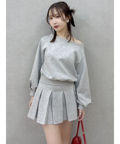 dazzlin（ダズリン）の「ビジュースリーブカットプルオーバー（スウェット・レディース・ブラック/グレー/オフホワイト・FREE）」の12枚目の写真