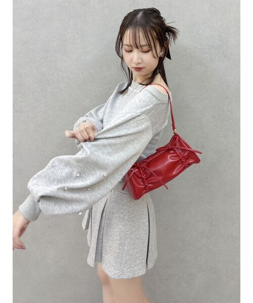 dazzlin（ダズリン）の「ビジュースリーブカットプルオーバー（スウェット・レディース・ブラック/グレー/オフホワイト・FREE）」の13枚目の写真