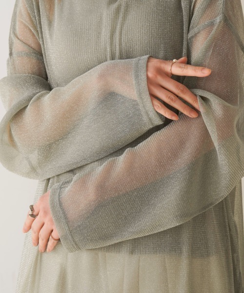 Bou Jeloud（ブージュルード）の「オーバーサイズラメシアートップス（Tシャツ/カットソー・レディース・ブラック/グレー/モカ/ベージュ・FREE）」の11枚目の写真