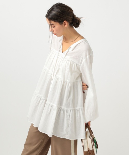 BAYFLOW（ベイフロー）の「コットンティアードチュニック（チュニック・レディース・オフホワイト/ブラック/ライトブルー・FREE）」の2枚目の写真