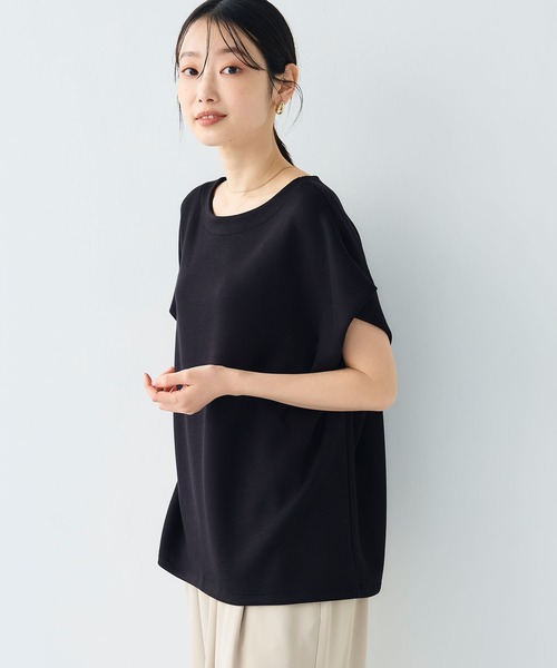 CROSS FUNCTION(クロスファンクション)の「《シワになりにくい》なめらかダンボール フレンチスリーブドルマンTシャツ【CF/クロスファンクション】(スウェット・レディース・ライトピンク/オフホワイト/ブラウン/ブラック・L/M/LL)」の6枚目の写真