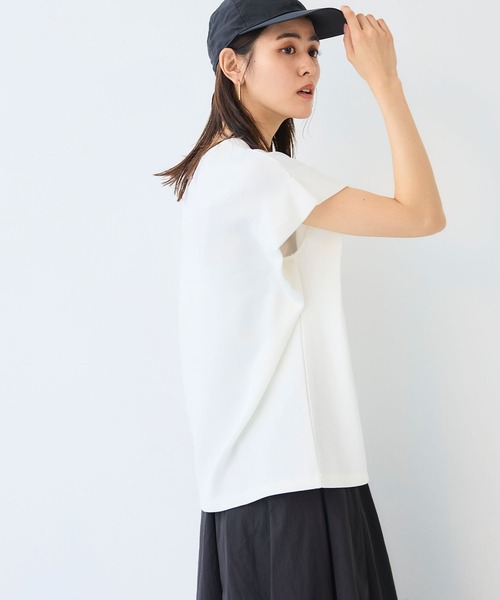 CROSS FUNCTION(クロスファンクション)の「《シワになりにくい》なめらかダンボール フレンチスリーブドルマンTシャツ【CF/クロスファンクション】(スウェット・レディース・ライトピンク/オフホワイト/ブラウン/ブラック・L/M/LL)」の13枚目の写真