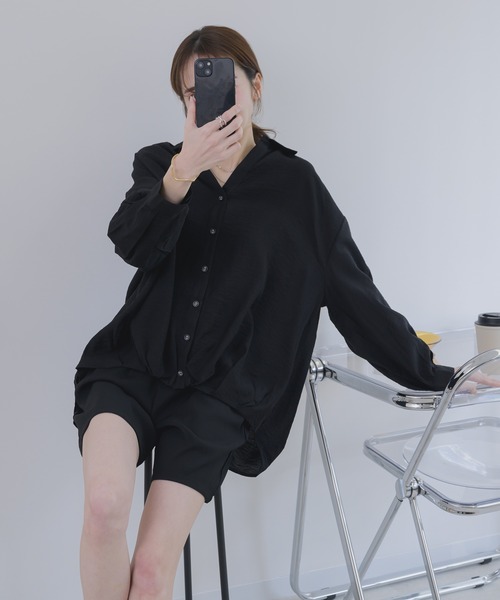 RU.TI.LE(ルチル)の「【RU.TI.LE】タックヘムシャツ(シャツ/ブラウス・レディース・ホワイト/ライトブルー/ブラック/イエロー・MEDIUM)」の1枚目の写真