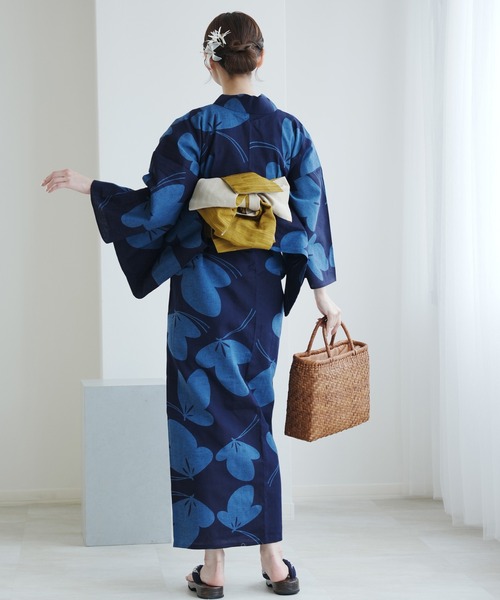 浴衣3点セット utatane×注染工房 赤坂紬 青藍にかごめなでしこ染め分け 手染め注染浴衣3点セット utatane×注染工房 赤坂紬 青