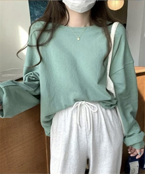 FREE STYLISTS(フリー スタイリスト)の「ゆったりサイズロングスリーブTシャツ(Tシャツ/カットソー・レディース・カーキ/パープル/マスタード/オレンジ/グリーン・FREE)」の2枚目の写真