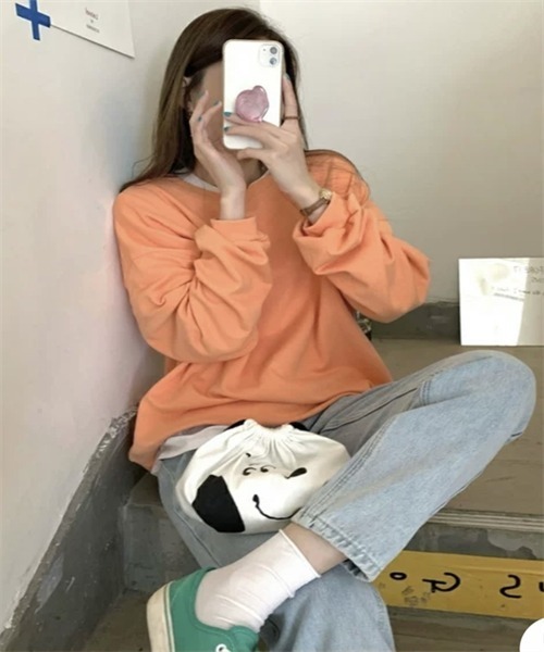 FREE STYLISTS(フリー スタイリスト)の「ゆったりサイズロングスリーブTシャツ(Tシャツ/カットソー・レディース・カーキ/パープル/マスタード/オレンジ/グリーン・FREE)」の16枚目の写真