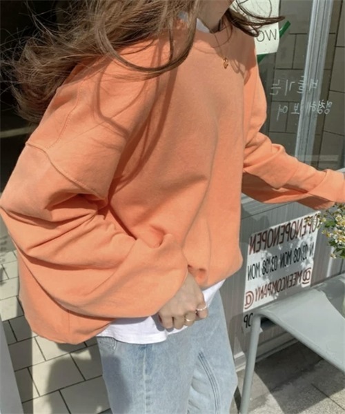 FREE STYLISTS(フリー スタイリスト)の「ゆったりサイズロングスリーブTシャツ(Tシャツ/カットソー・レディース・カーキ/パープル/マスタード/オレンジ/グリーン・FREE)」の17枚目の写真