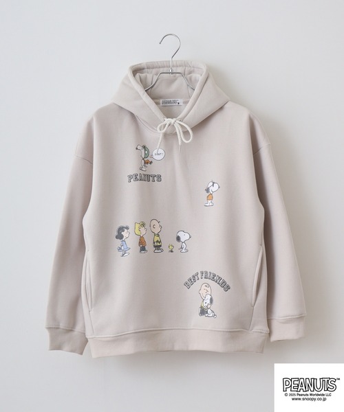 PEANUTS（ピーナッツ）の「PEANUTSランダム柄プルパーカー（パーカー・メンズ・ダークブラウン/アイボリー/ピンクベージュ・S/M/L）」の4枚目の写真