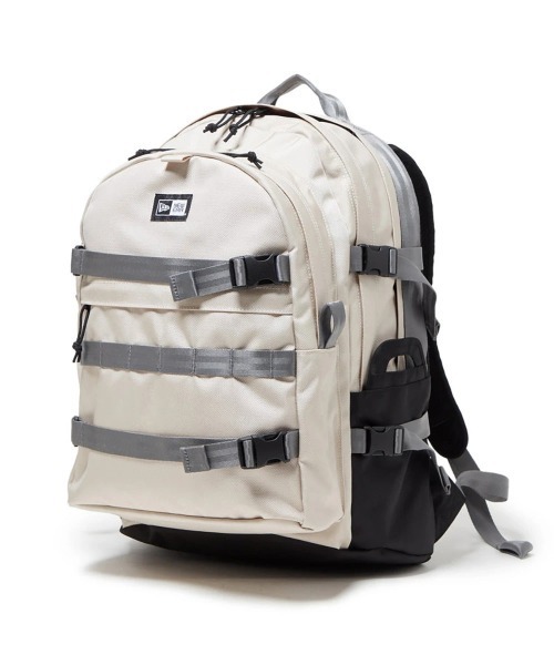 NEW ERA(ニューエラ)の「NEW ERA/ニューエラ CARRIER PACK 35L(バックパック/リュック・メンズ・ブラック/ブラック系その他/オートミール/カモフラージュ/その他5・FREE)」の3枚目の写真