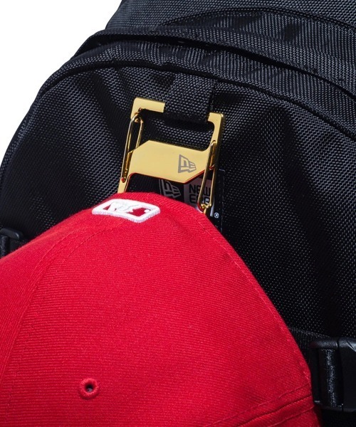 NEW ERA(ニューエラ)の「NEW ERA/ニューエラ CARRIER PACK 35L(バックパック/リュック・メンズ・ブラック/ブラック系その他/オートミール/カモフラージュ/その他5・FREE)」の14枚目の写真