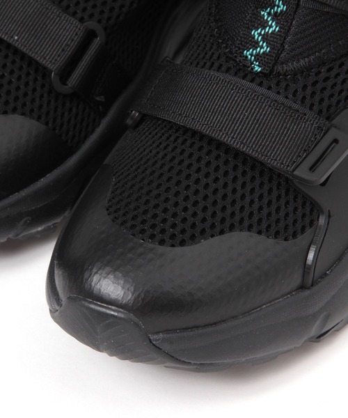 studio CLIP（スタディオクリップ）の「【消臭/抗菌防臭】メッシュベルクロスニーカー（スニーカー・レディース・ブラック/ホワイト・LARGE/MEDIUM）」の19枚目の写真