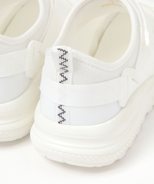 studio CLIP（スタディオクリップ）の「【消臭/抗菌防臭】メッシュベルクロスニーカー（スニーカー・レディース・ブラック/ホワイト・LARGE/MEDIUM）」の13枚目の写真