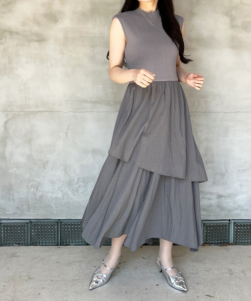 MISCH MASCH(ミッシュマッシュ)の「WEB限定 ドッキングニットワンピース(ワンピース・レディース・チャコールグレー/ベージュ/ブルー・フリ-)」の22枚目の写真