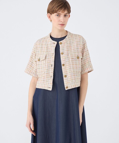 ベージュファンシー ハーフスリーブジャケット（ノーカラージャケット