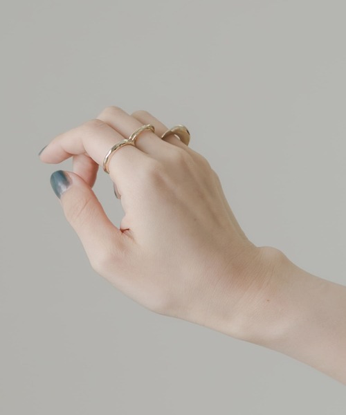 SMELLY（スメリー）の「3セットリング（リング・レディース・ゴールド・-）」の2枚目の写真