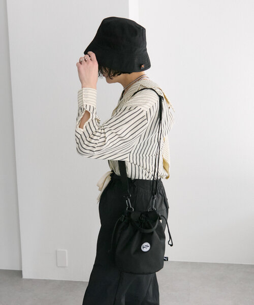 PUMA(プーマ)の「【PUMA×SCYE(プーマ×サイ)】 Drawstring Bag/バッグ(ショルダーバッグ・レディース・ブラック・FREE)」の2枚目の写真