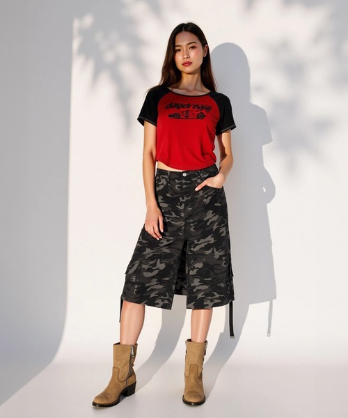 MAHAGRID(マハグリッド)の「『mahagrid/マハグリッド』 OFF SHOULDER RAGLAN TEE /オフショルダー ラグラン 半袖Tシャツ(Tシャツ/カットソー・レディース・カーキ/レッド・FREE)」の8枚目の写真