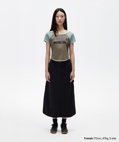 MAHAGRID(マハグリッド)の「『mahagrid/マハグリッド』 OFF SHOULDER RAGLAN TEE /オフショルダー ラグラン 半袖Tシャツ(Tシャツ/カットソー・レディース・カーキ/レッド・FREE)」の5枚目の写真