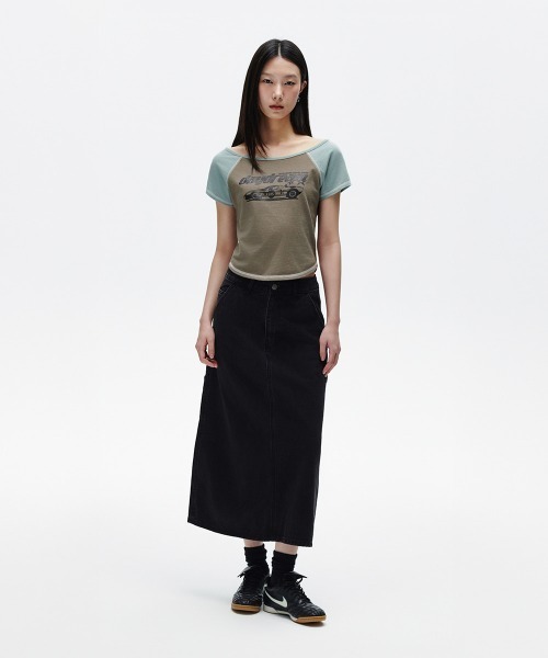 MAHAGRID(マハグリッド)の「『mahagrid/マハグリッド』 OFF SHOULDER RAGLAN TEE /オフショルダー ラグラン 半袖Tシャツ(Tシャツ/カットソー・レディース・カーキ/レッド・FREE)」の7枚目の写真