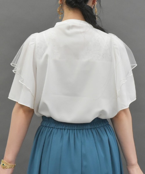 axes femme POETIQUE(アクシーズファムポエティック)の「フリル袖半袖ブラウス(シャツ/ブラウス・レディース・ブルーグリーン/ホワイト/ブラック・MEDIUM)」の6枚目の写真