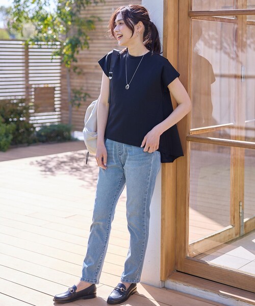 ANY(エニィ)の「シルケットスムースチュニック(Tシャツ/カットソー・レディース・ダークブラウン系/ブラック系/ホワイト系/イエロー系・F)」の8枚目の写真