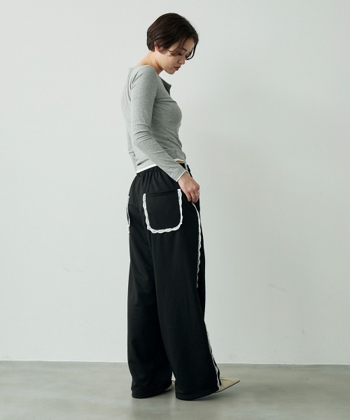 Clum(クルム)の「Side lace design sweatpants / サイドレースデザインスウェットパンツ(スウェットパンツ・レディース・グレー/ブラック・FREE)」の18枚目の写真