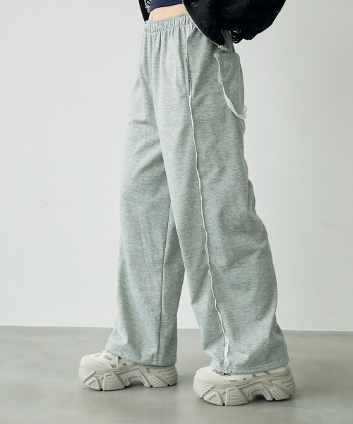 Clum(クルム)の「Side lace design sweatpants / サイドレースデザインスウェットパンツ(スウェットパンツ・レディース・グレー/ブラック・FREE)」の22枚目の写真