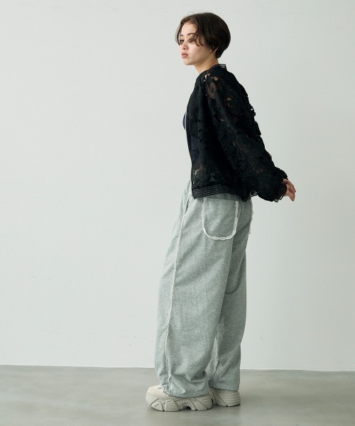 Clum(クルム)の「Side lace design sweatpants / サイドレースデザインスウェットパンツ(スウェットパンツ・レディース・グレー/ブラック・FREE)」の10枚目の写真