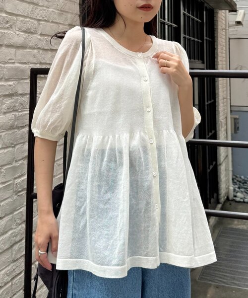 WILLOW（ウィロー）の「【willow】2WAYシアーペプラムパフスリーブニット（ニット/セーター・レディース・オフホワイト/ブラック/オレンジ・ONE SIZE）」の2枚目の写真