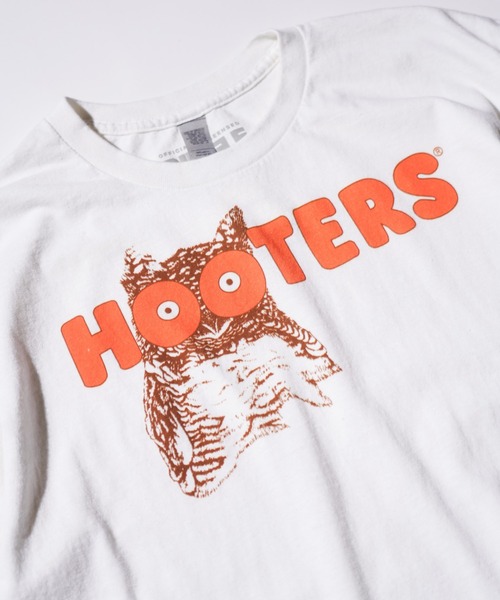 THRIFTY LOOK(スリフティールック)の「THRIFTY LOOK / スリフティールック THRIFTY "HOOTERS" LOGO TEE フーターズ 企業ロゴ 企業Tシャツ(Tシャツ/カットソー・メンズ・ホワイト/ブラック・X-LARGE/XX-LARGE/LARGE/MEDIUM)」の8枚目の写真