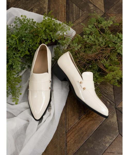 Fabby fabby（ファビィーファビィー）の「ローファーマニッシュシューズ（ローファー・レディース・シルバー/ゴールド/レオパード/ブラック/ブラック系その他/オフホワイト・LARGE/MEDIUM/SMALL）」の2枚目の写真