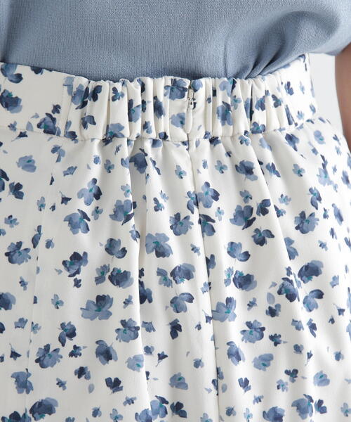 PROPORTION BODY DRESSING（プロポーションボディドレッシング）の「小花柄マチフレアスカート（スカート・レディース・ネイビー/ホワイト・MEDIUM/SMALL/P/S）」の12枚目の写真