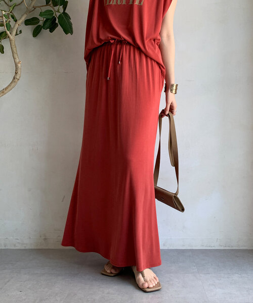 DouDou（ドゥドゥ）の「【セットアップ可】ソフトロングスカート（スカート・レディース・ブラック/レッド/ブラウン・FREE）」の3枚目の写真