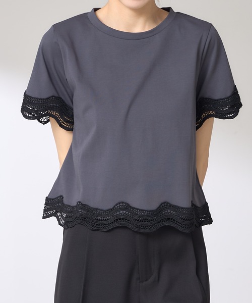 &. NOSTALGIA(アンドドットノスタルジア)の「【ZOZO限定】ヘムレースTシャツ(接触冷感・UVカット)(Tシャツ/カットソー・レディース・ブラック/ホワイト/チャコールグレー・M)」の3枚目の写真