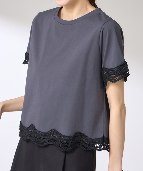 &. NOSTALGIA(アンドドットノスタルジア)の「【ZOZO限定】ヘムレースTシャツ(接触冷感・UVカット)(Tシャツ/カットソー・レディース・ブラック/ホワイト/チャコールグレー・M)」の7枚目の写真