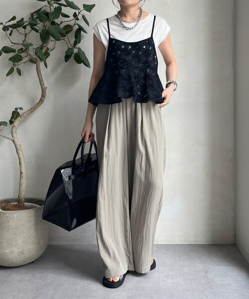 DouDou(ドゥドゥ)の「ワッシャーナイロンワイドパンツ(その他パンツ・レディース・ベージュ/チャコールグレー/ブラック・FREE/TM)」の6枚目の写真